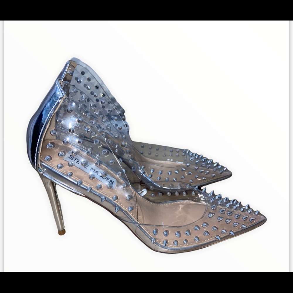 Steve Madden Studded Pumps